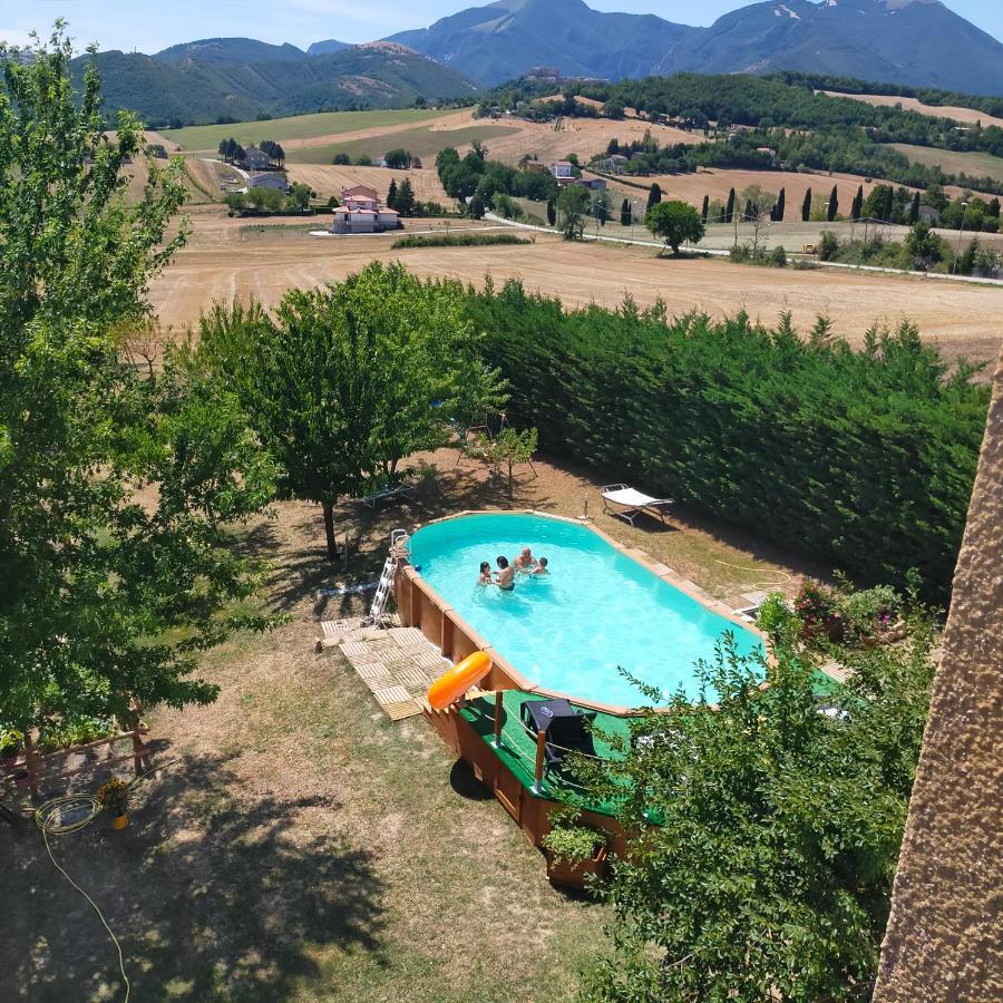 Ferienwohnung Mansarda Viti - Sguardo Su Frontone - Exterior foto