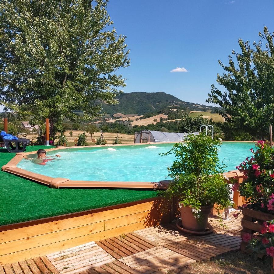 Ferienwohnung Mansarda Viti - Sguardo Su Frontone - Exterior foto