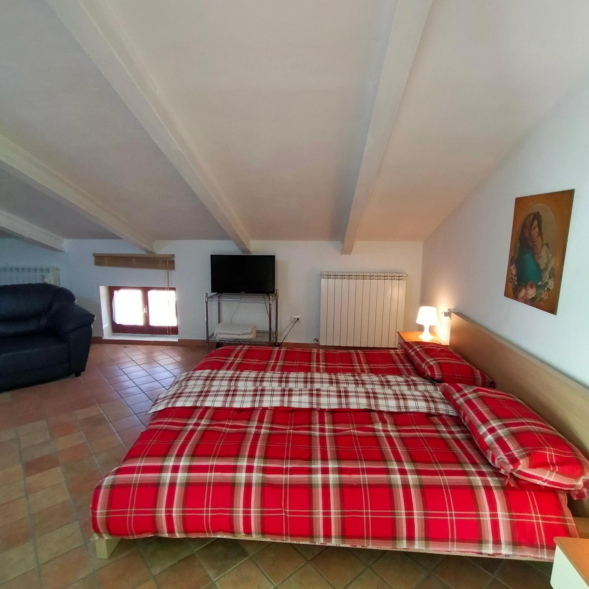 Ferienwohnung Mansarda Viti - Sguardo Su Frontone - Exterior foto
