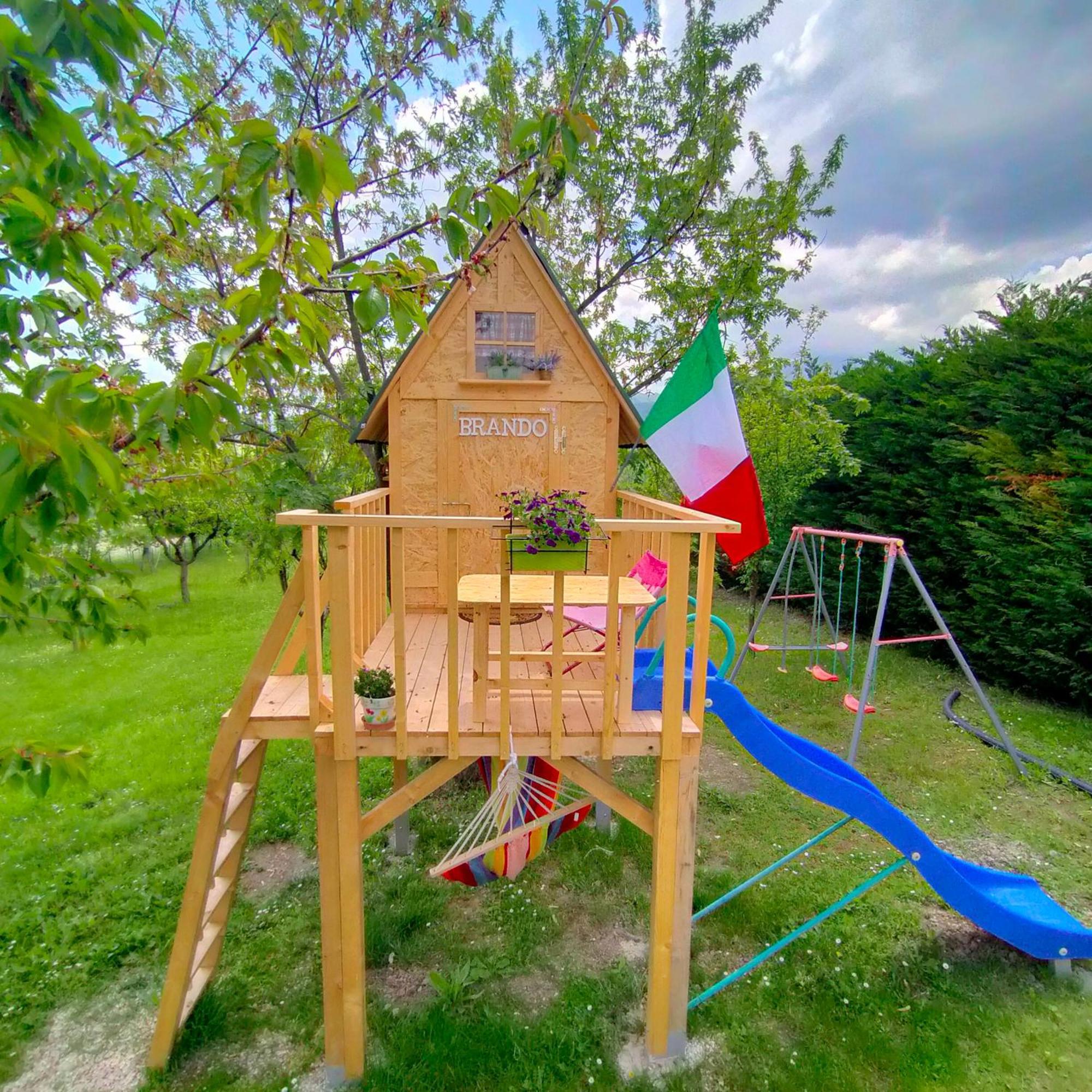 Ferienwohnung Mansarda Viti - Sguardo Su Frontone - Exterior foto